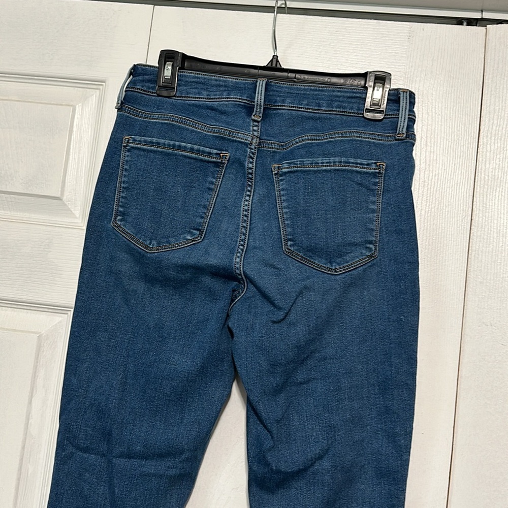 Women's Old Navy Super Skinny Rockstar High Rise Jeans - Picture 4 of 6